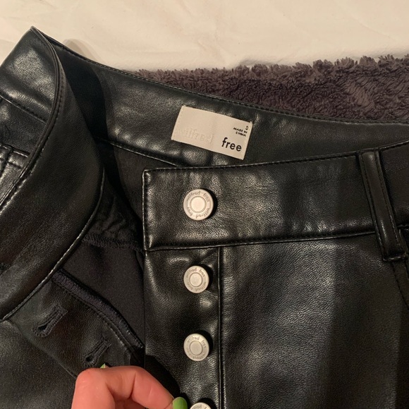 Wilfred Free Vegan Leather Pants - Picture 4 of 4